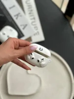 کاور ایرپاد سیلیکونی Airpods in Hands (کدa0122) - Image 3