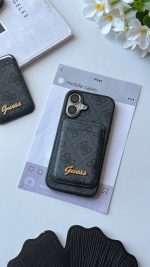 قاب موبایل GUESS همراه با ولت ست پک اورجینال مگ سیف فعال - Image 3
