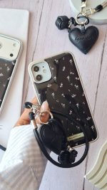 قاب موبایل رز صورتی  زمینه مشکی همراه با بند آویز - Image 3