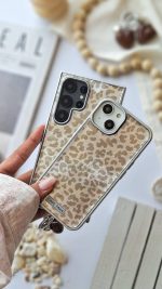 قاب موبایل Gray leopard همراه با آویز قلب