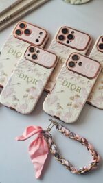 قاب موبایل کانسپت Dior همراه با آویز - Image 3